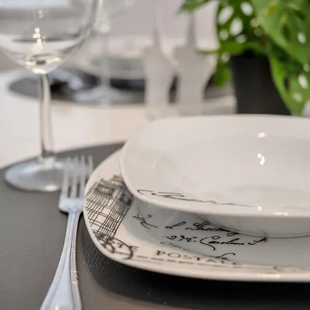 Appartement Design-apartment Fuer Geschaefts-&urlaubsreisen In